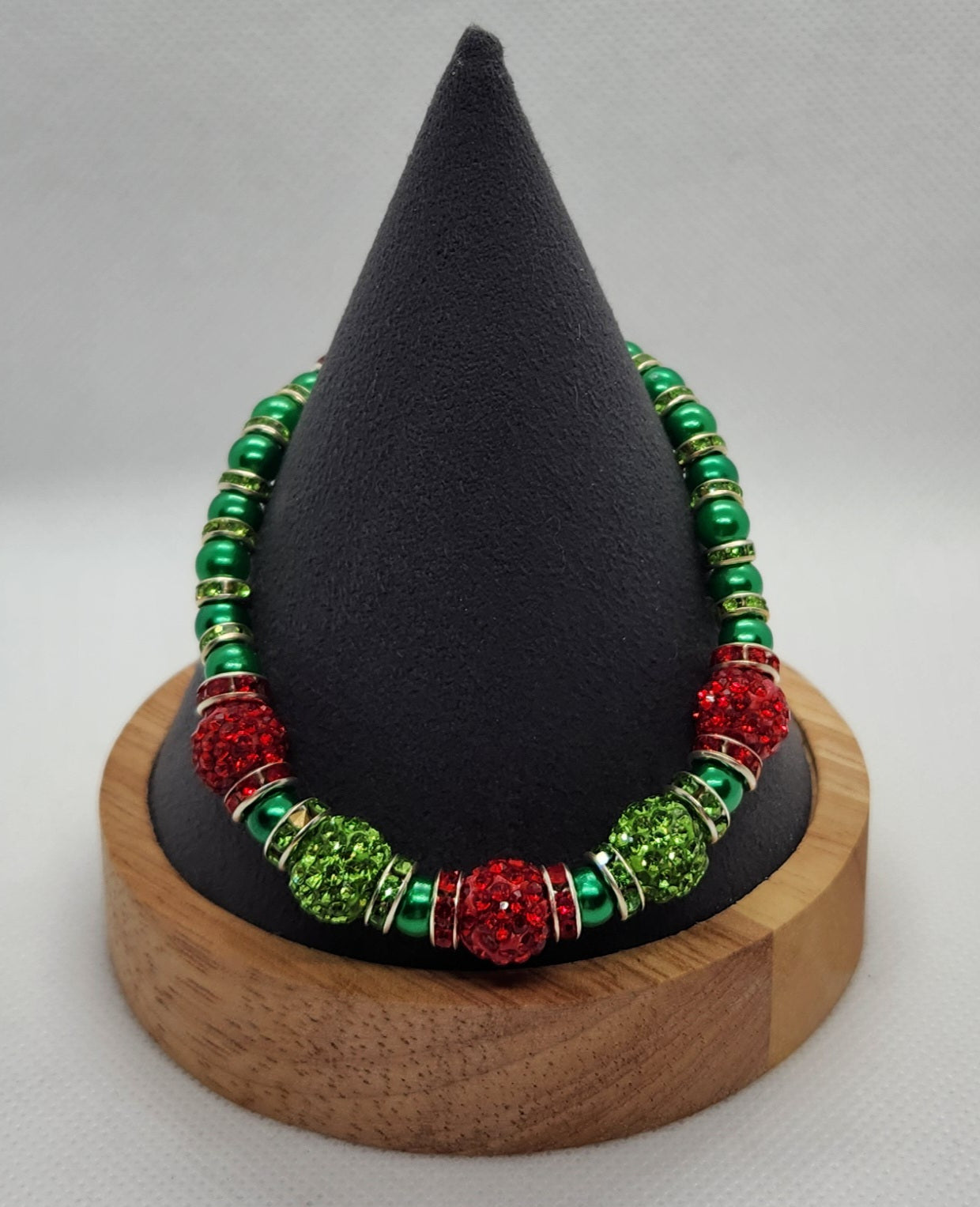 Green and red (size 8")