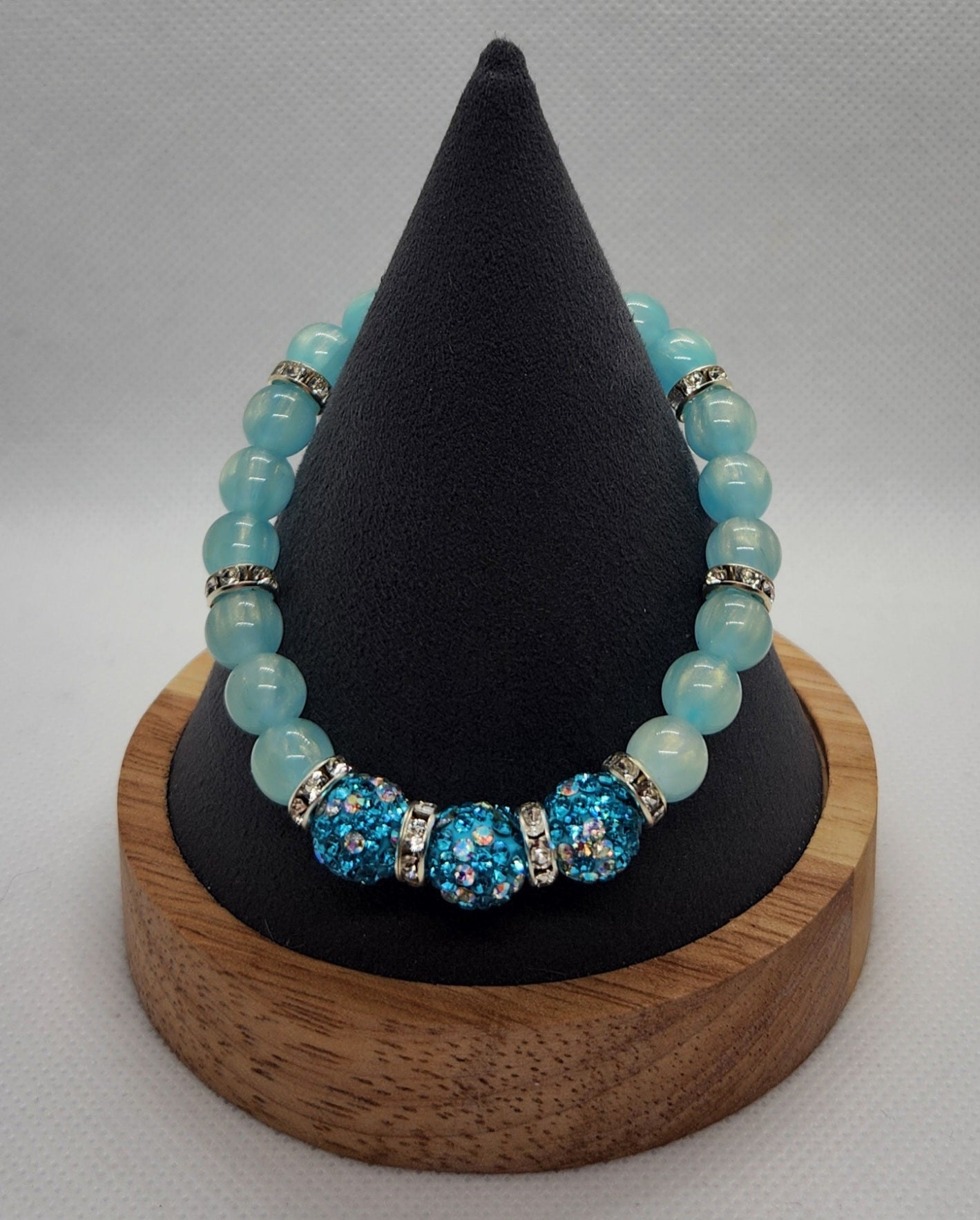 Blues ( size 7.5 ")