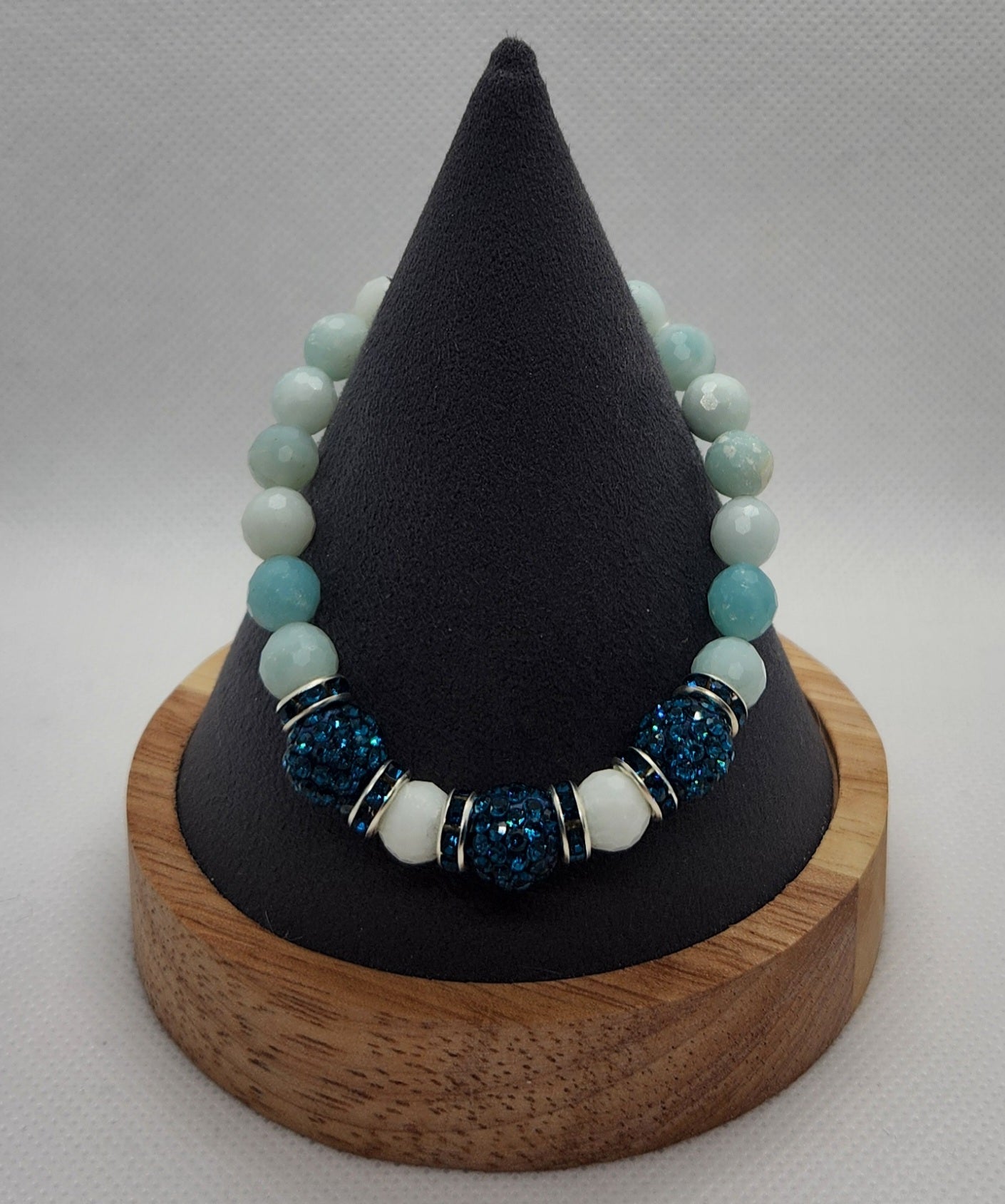 Blues ( size 7.5 ")