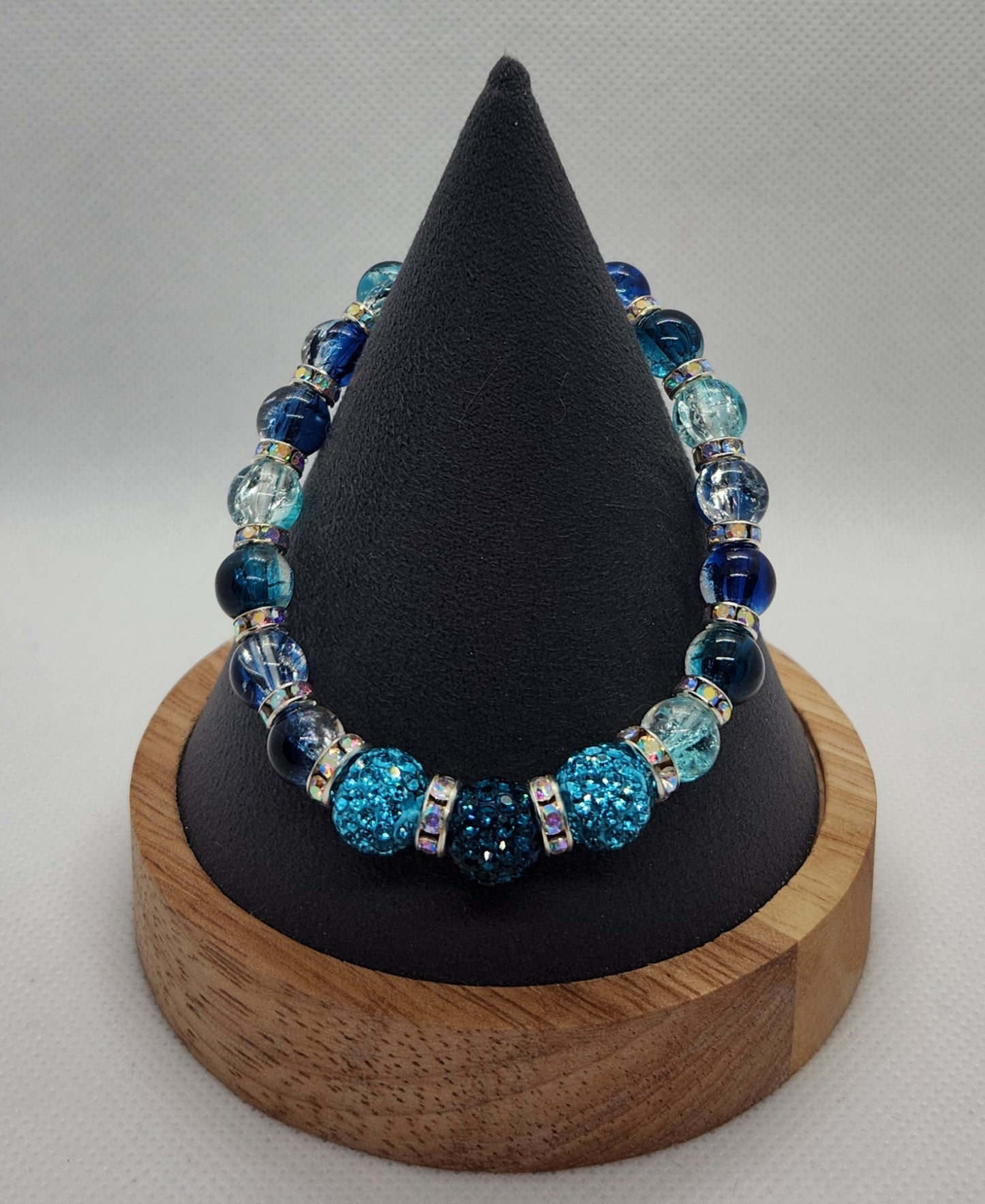 Blue and turquoise ( size 7.5 ")