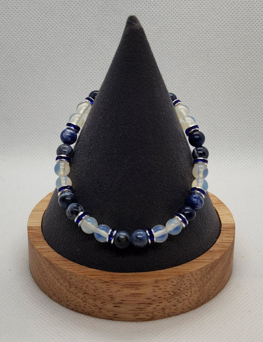 Blue and white (7.5")