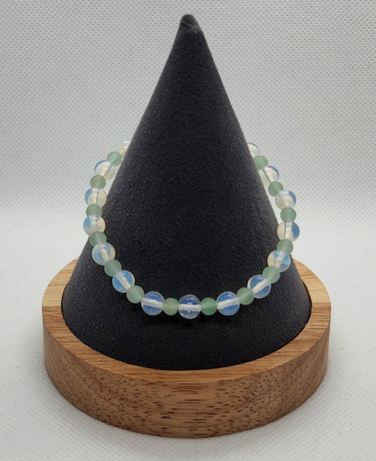 White and soft green (7.5")